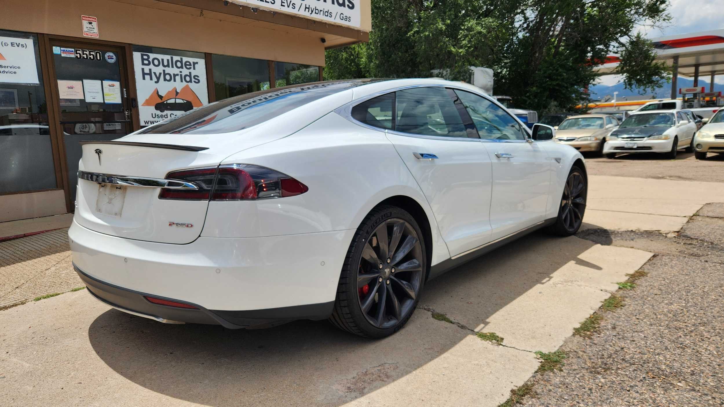 tesla model s 2015 5YJSA1H4XFF084650 image tesla model s 2015 5YJSA1H4XFF084650 image